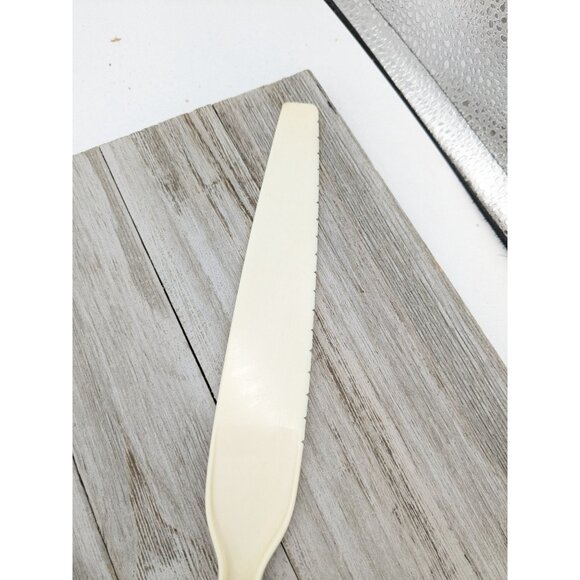 Foley Icing Spatula #1 Spreader Serrated Knife 12" Nylon Plastic Almond - Picture 5 of 9